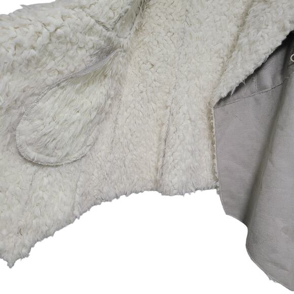 NWT JKT Vegan Sheepskin Vest Anthropologie Tan Pockets Hook and Eye Size XS - Picture 4 of 10